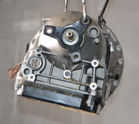 ���� Mercedes Benz S500 (220.075, 220.175, 220.875) : ���������� �8